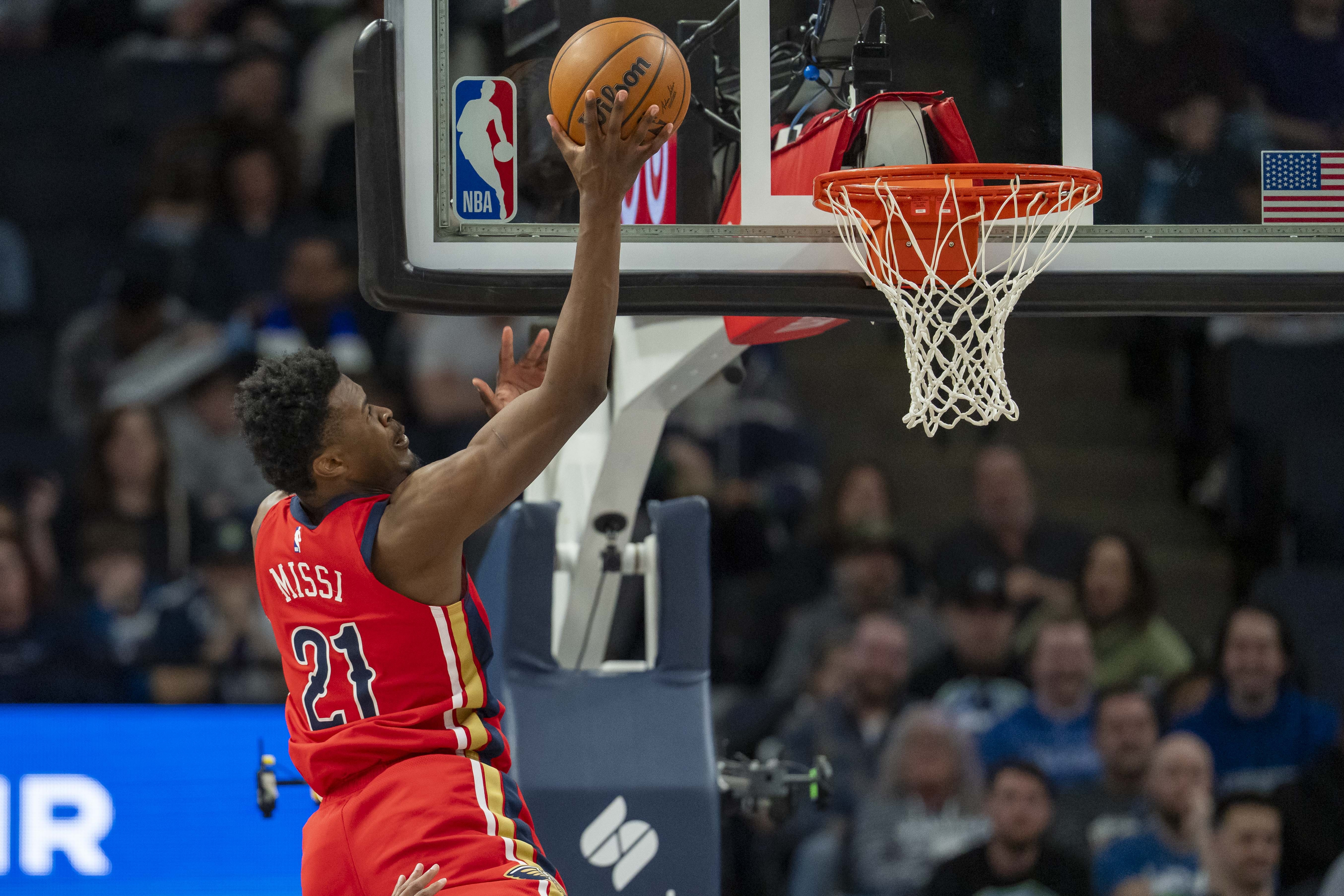 世预赛买球-被限制得很难受!米西半场进攻端8中0颗粒无收 拿到6板3帽